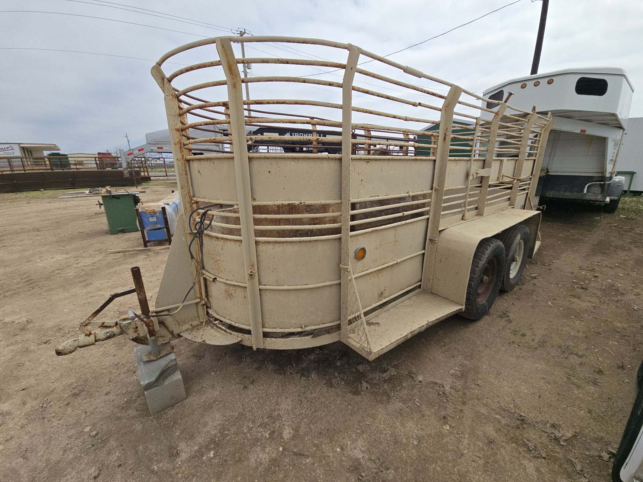 24d368e2-9e29-496b-abdd-8eb65d454c89 (1)