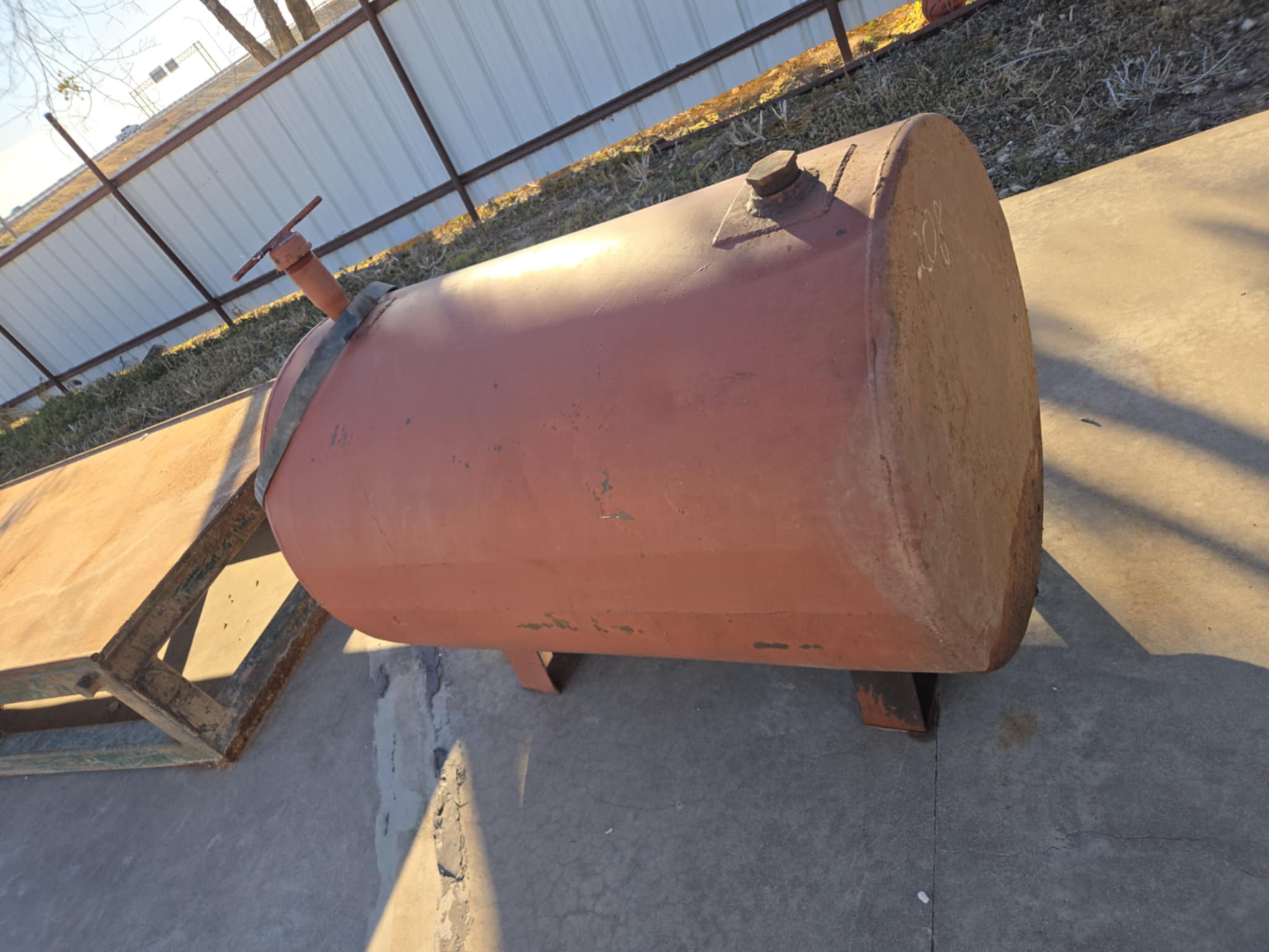 406670c8-cce0-4868-abec-ff4e242b4e8d-1