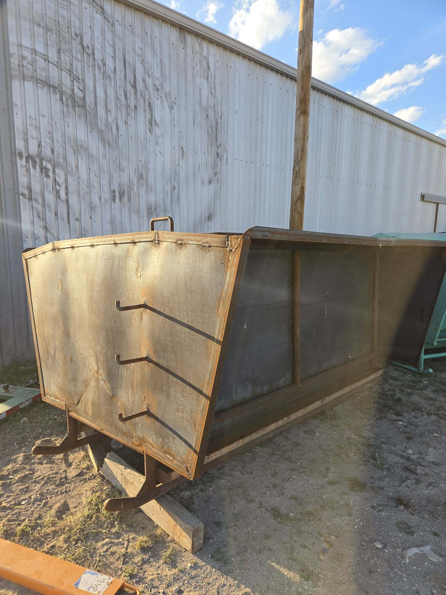 8ecce5c6-dee4-462c-ad0f-f74d74576293