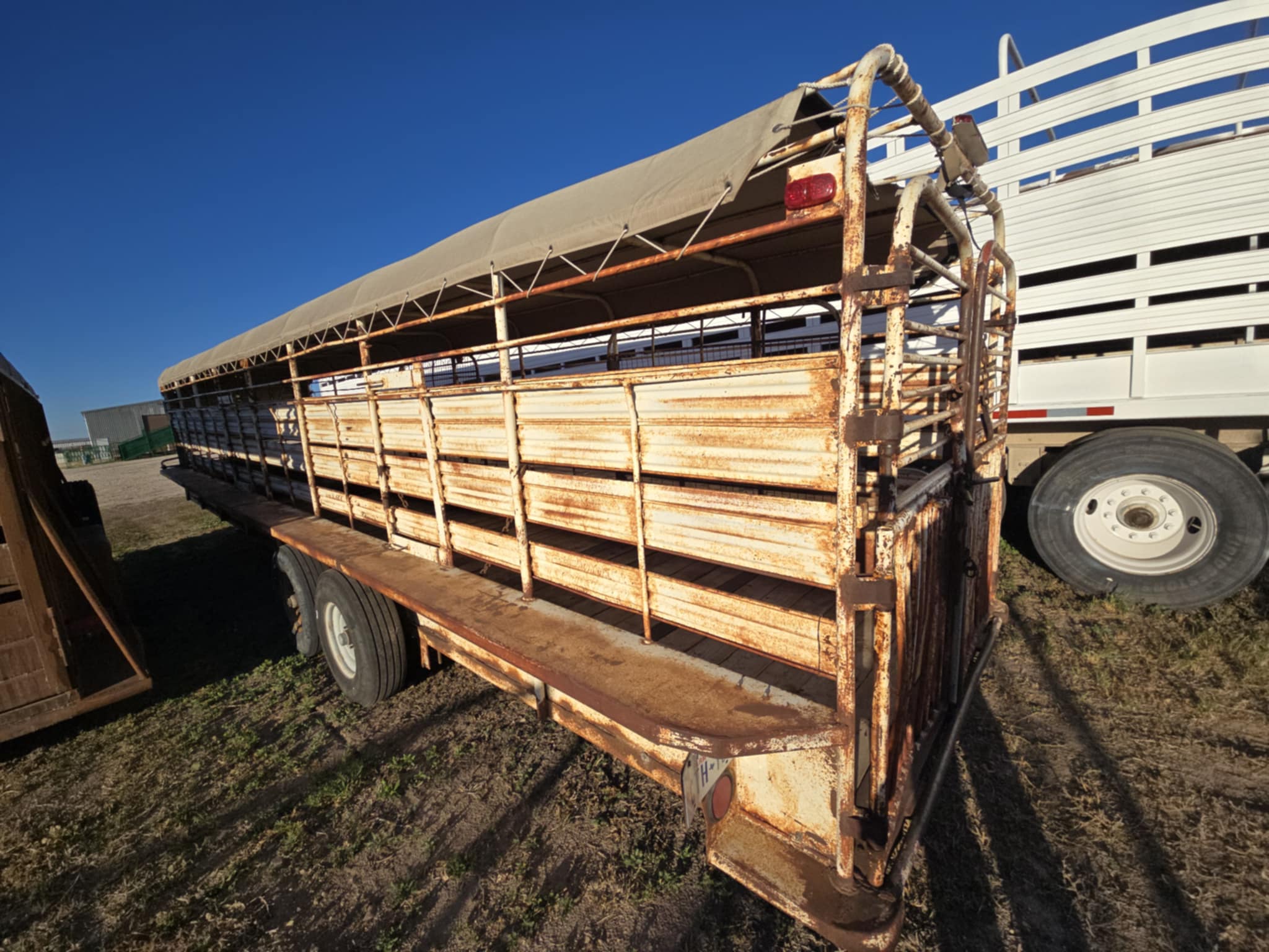 9327b8f9-9a4d-49ef-89bb-242f6d91d703