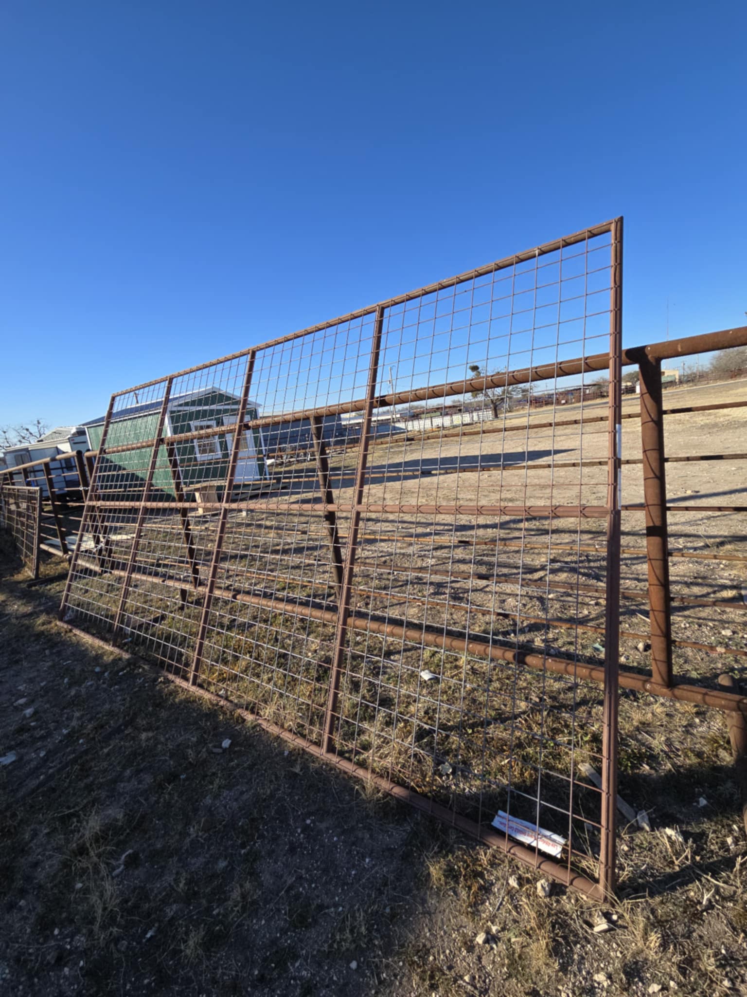 b925b193-9b28-4fe9-acbe-e3692f2b802f