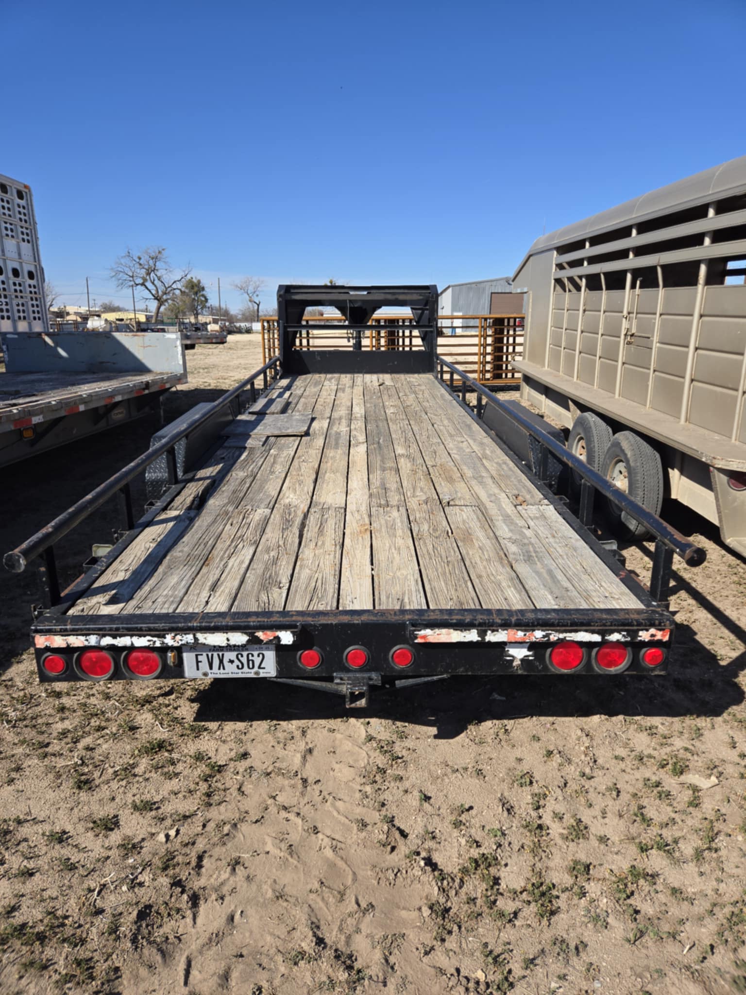 c202f27c-ed96-4a5e-9624-45f292714f2c