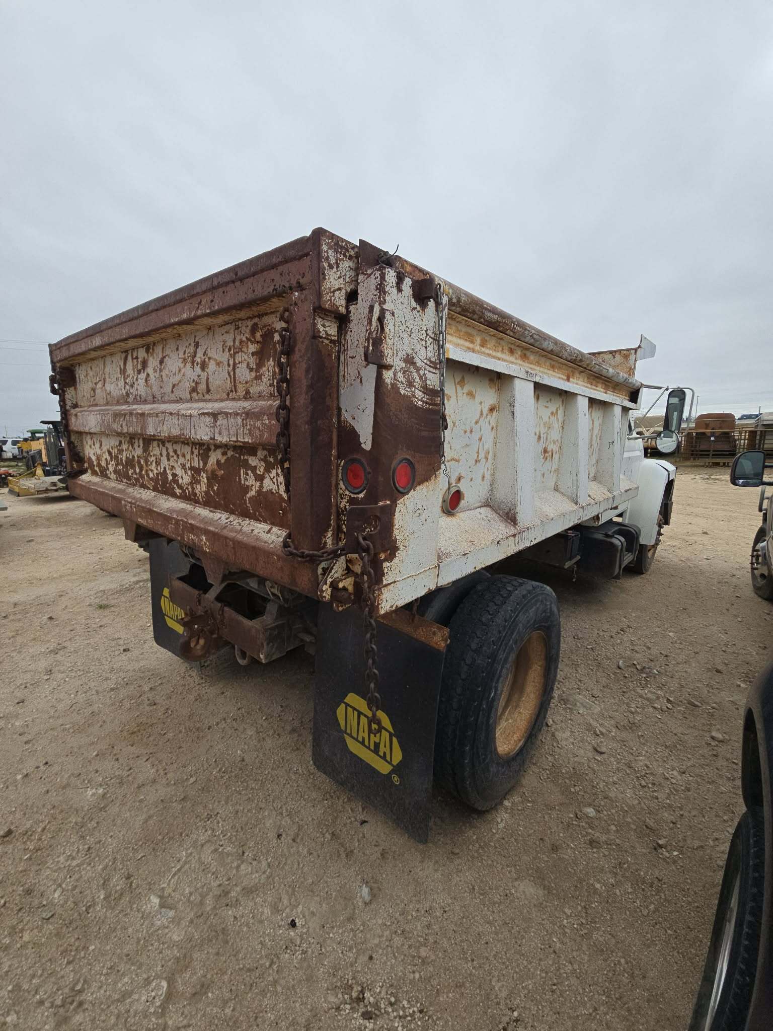 dbf81697-b26e-4844-845e-7decc2476dd7