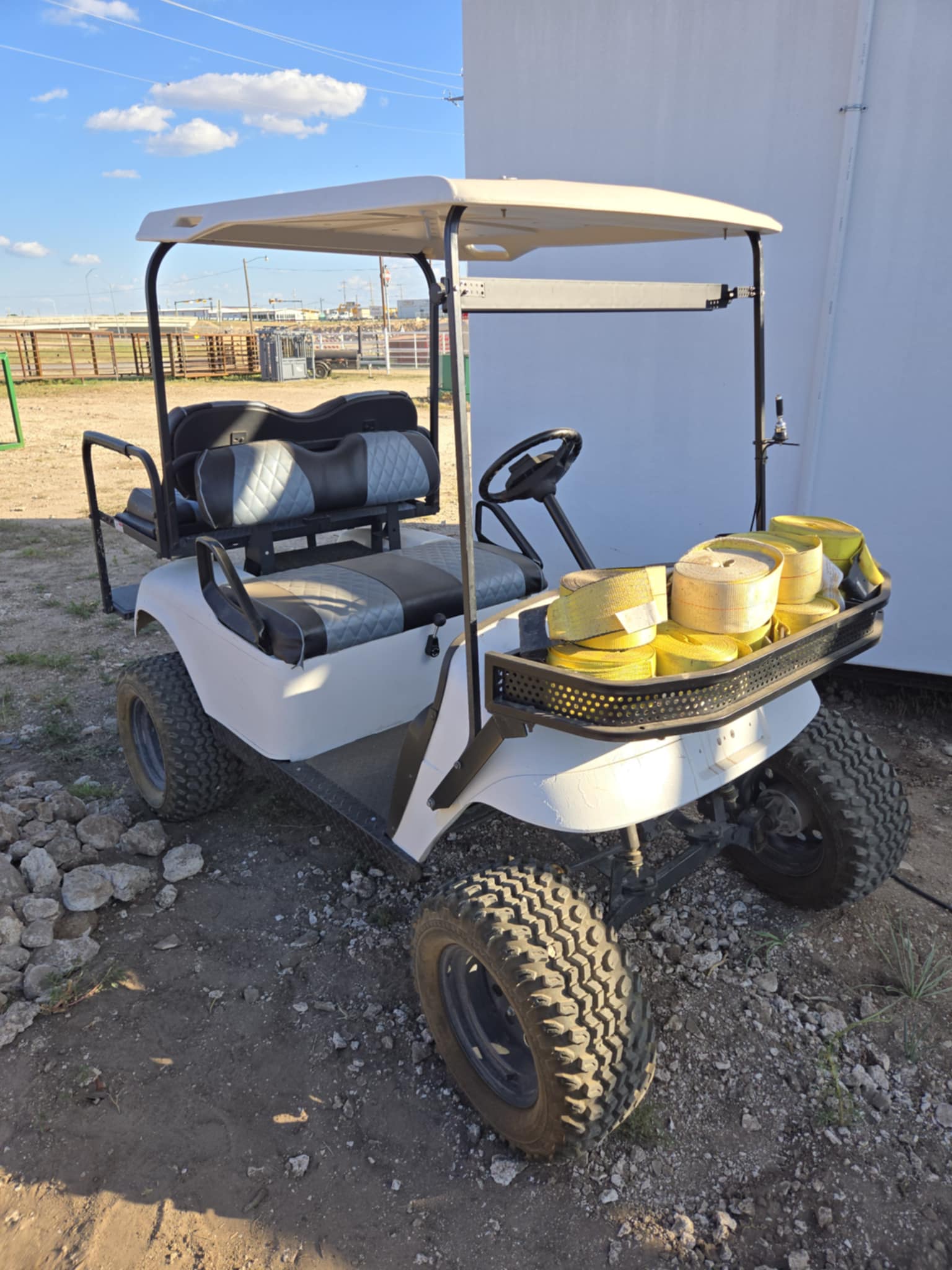 eb68fdfd-e810-41d3-9714-e21e5b1cefe3